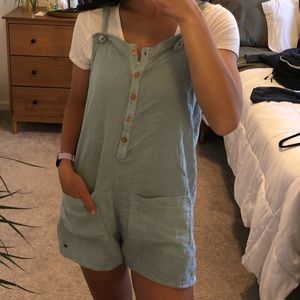 Lightweight overall romper